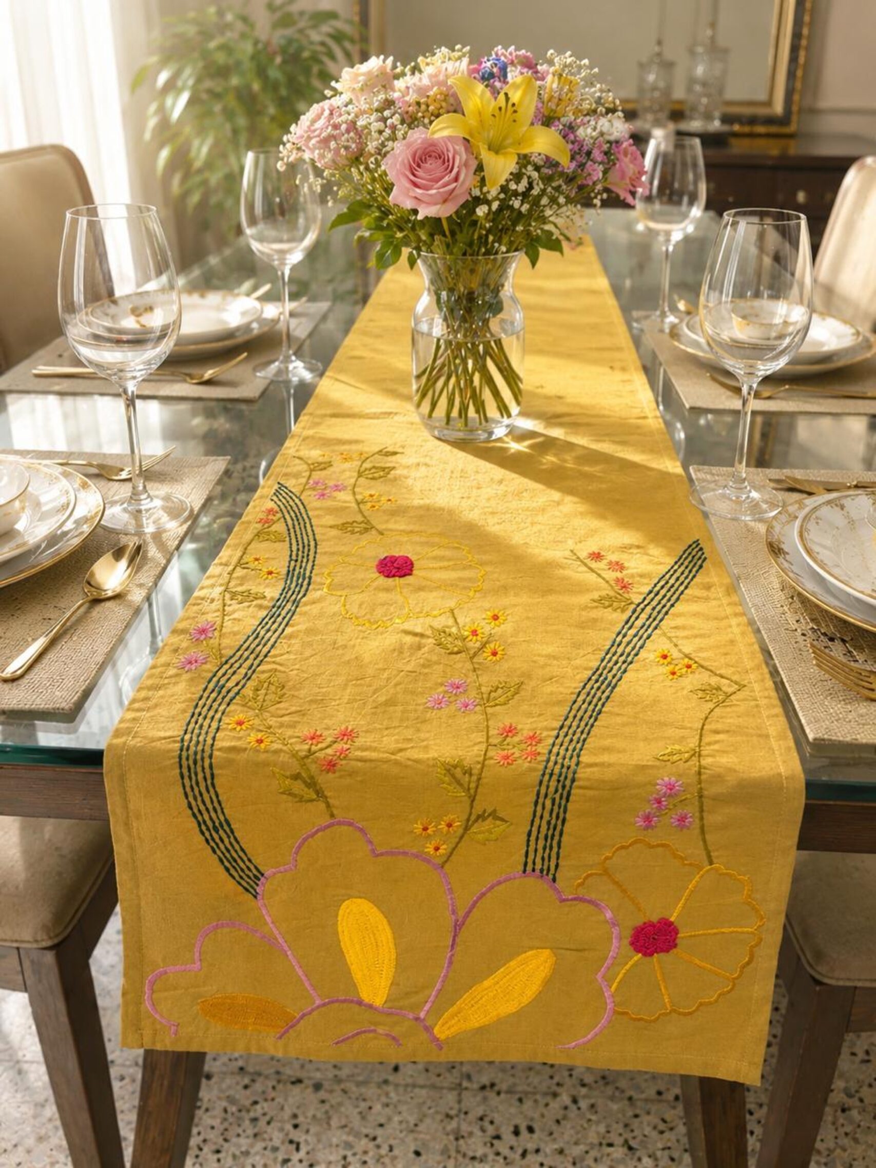 DDD-TR - 014  TABLE RUNNER