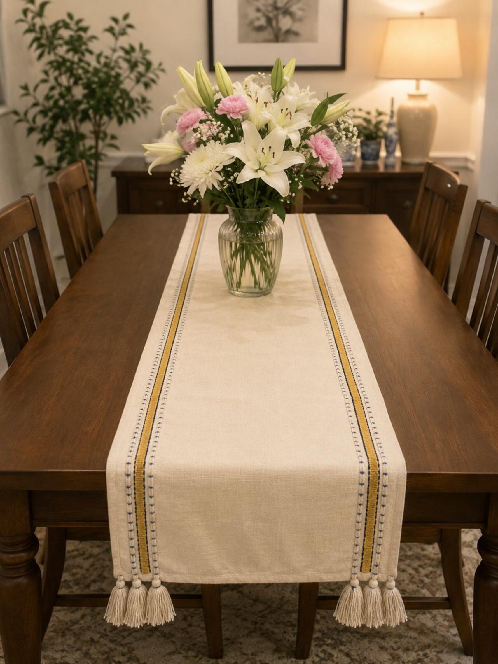 DDD-TR - 019 TABLE RUNNER